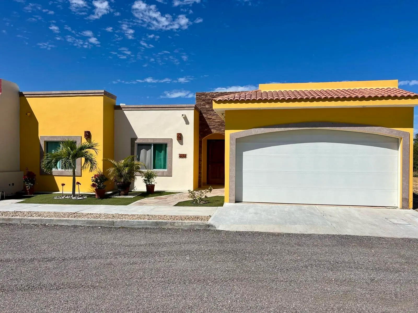 Ultra-Luxury Homes in Todos Santos