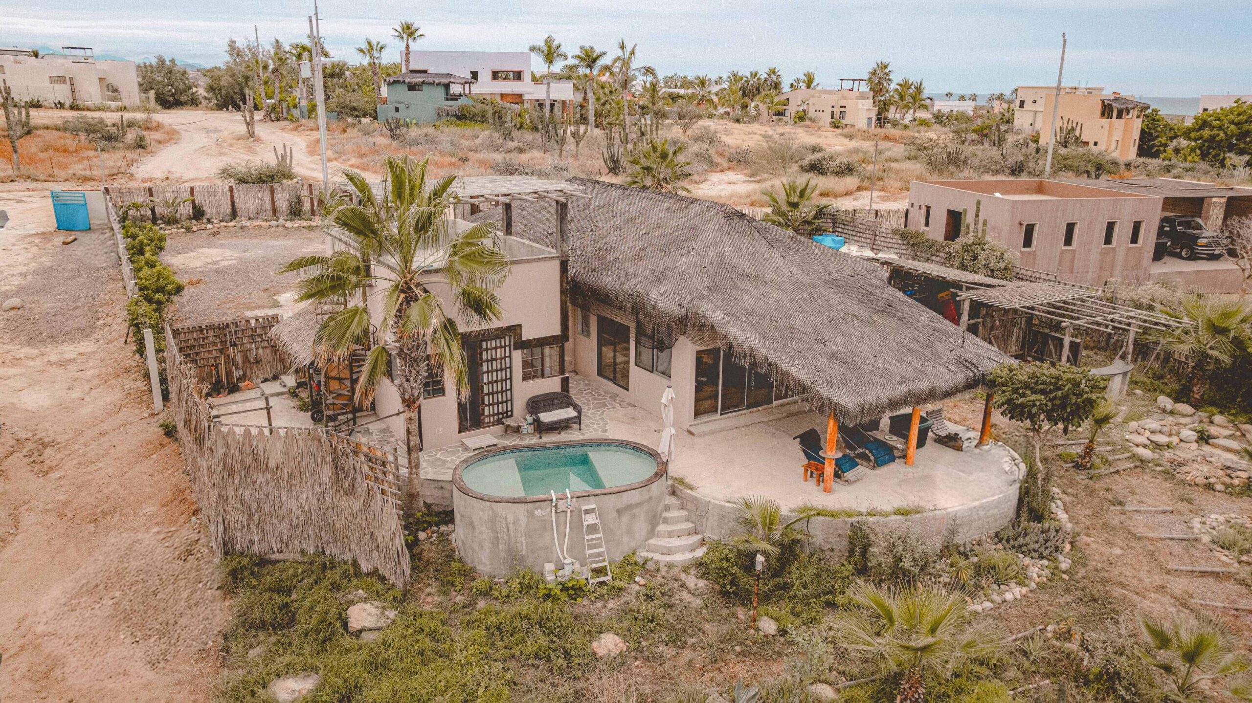 Todos Santos El Posito Welcome to a truly exceptional property offering the quintessential Baja lifestyle in the tranquil, sought-after neighborhood of El Pósito, Todos Santos. This unique dual-living compound is designed for flexibility, privacy, and capitalizes on one of the most serene for sale