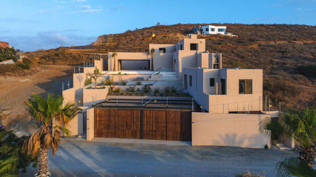 Todos Santos La Poza Discover Casa Paramo, a coastal residence blending minimalist modernism with laid-back Baja charm. Nestled in native landscaping, the home unfolds to courtyards and shaded terraces that extend living outdoors with sweeping – 4 Guaycura, Pacific, BS