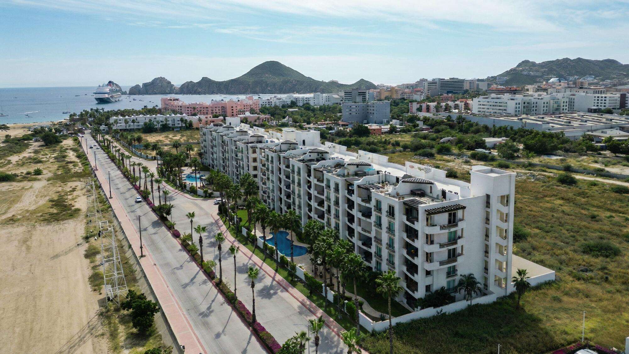 Todos Santos Ciudad Cerritos for sale