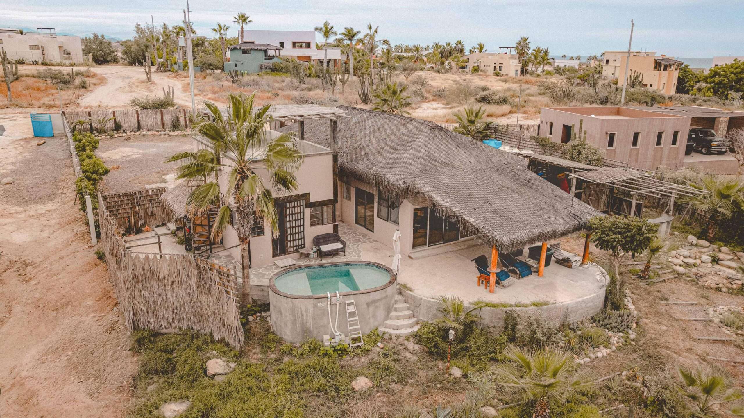 Todos Santos El Posito Welcome to a truly exceptional property offering the quintessential Baja lifestyle in the tranquil, sought-after neighborhood of El Pósito, Todos Santos. This unique dual-living compound is designed for flexibility, privacy, and capitalizes on one of the most serene for sale