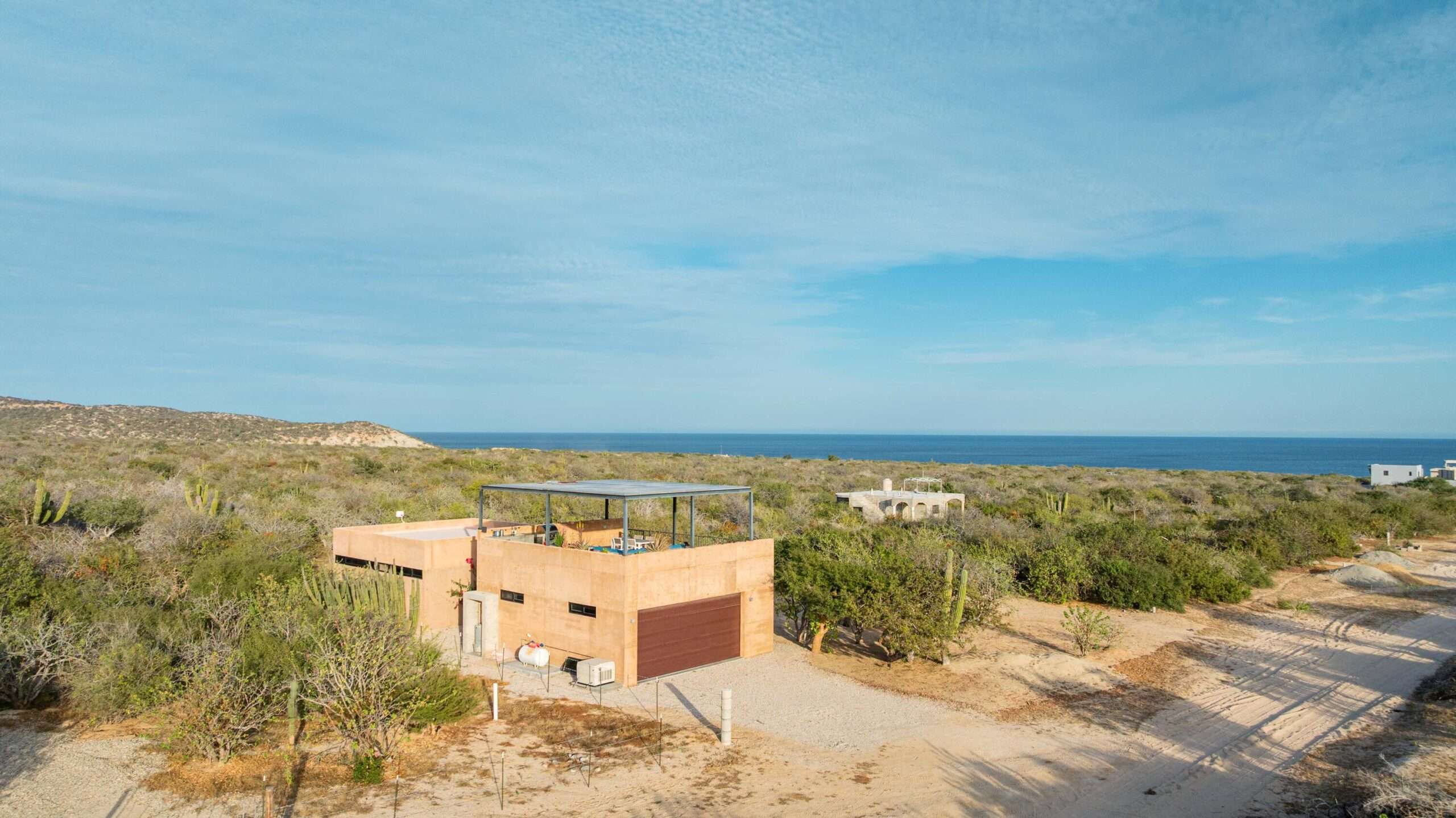 Todos Santos Pescadero This 1 Bedroom/3 Bathroom beachfront home set on the stunning beach in the El Gavilan area of Pescadero features breathtaking – S/N CARRETERA TRANSPENINSULAR, Pacific, BS
