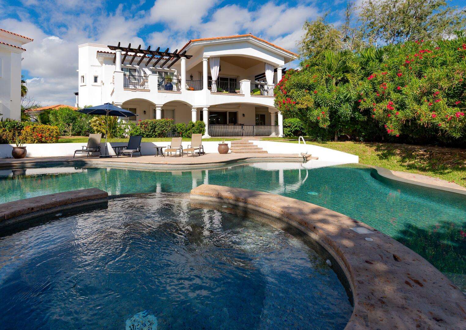 Todos Santos Ciudad Cerritos for sale